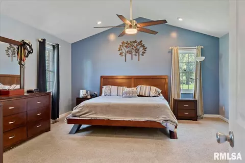 Bedroom - 25 Rolling Meadows Ln, Springfield, IL 62711 photo 1 of 5