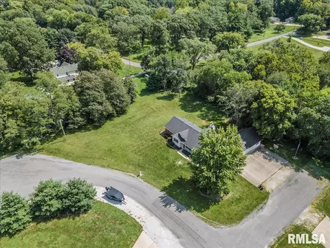 View/Area - 25 Rolling Meadows Ln, Springfield, IL 62711 photo 1 of 7