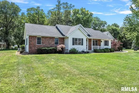 Exterior - 25 Rolling Meadows Ln, Springfield, IL 62711 photo 2 of 8