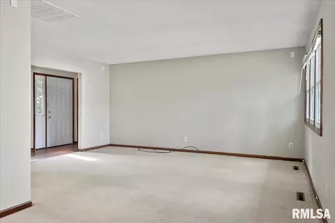 1917 Croydon Dr, Springfield, IL 62703 photo 8
