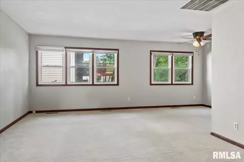 1917 Croydon Dr, Springfield, IL 62703 photo 5