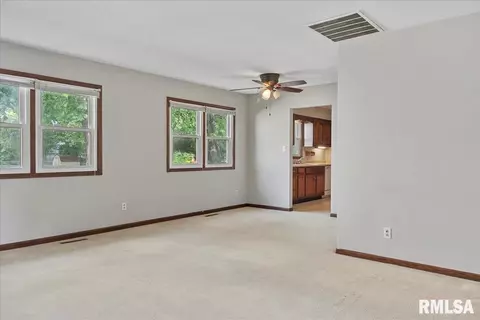1917 Croydon Dr, Springfield, IL 62703 photo 6