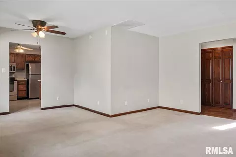 1917 Croydon Dr, Springfield, IL 62703 photo 7