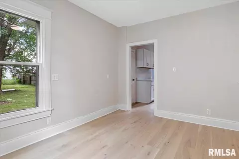 1518 S 8th St, Springfield, IL 62703 photo 7