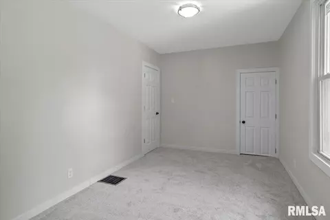 1518 S 8th St, Springfield, IL 62703 photo 22