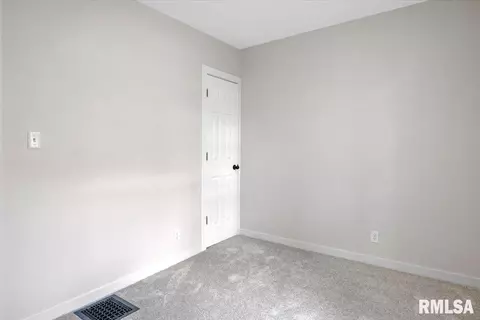 1518 S 8th St, Springfield, IL 62703 photo 24