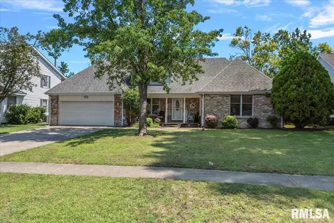 308 Old Tippecanoe Dr, Springfield, IL 62711 photo 6