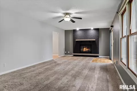 2713 Cheshire Rd, Springfield, IL 62703 photo 5