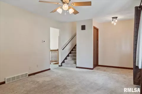 2213 Keokuk Dr, Springfield, IL 62702 photo 5
