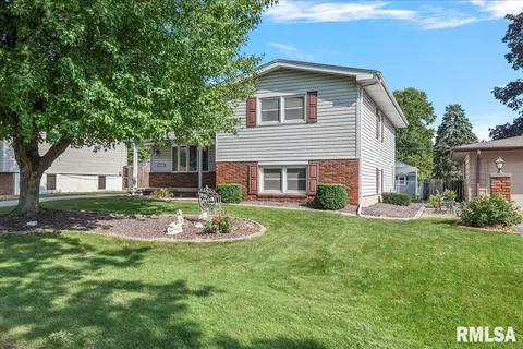 2213 Keokuk Dr, Springfield, IL 62702
