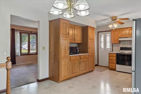 2213 Keokuk Dr, Springfield, IL 62702 photo 10