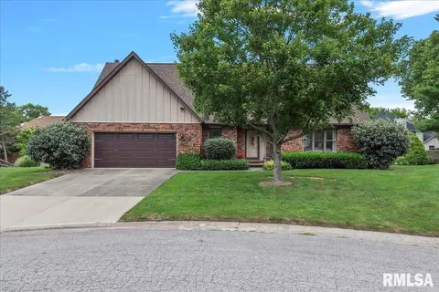 1328 Wood Mill Dr, Springfield, IL 62704
