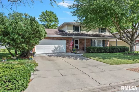 3004 Interlacken Dr, Springfield, IL 62704 photo 3