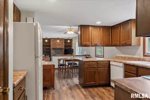 3004 Interlacken Dr, Springfield, IL 62704 photo 10