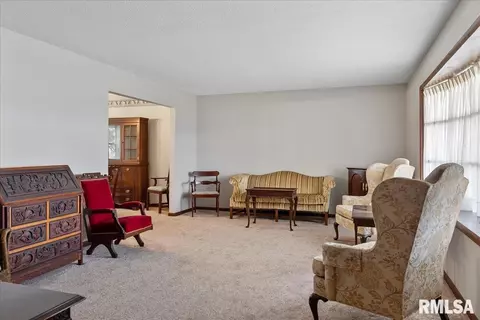 3004 Interlacken Dr, Springfield, IL 62704 photo 4