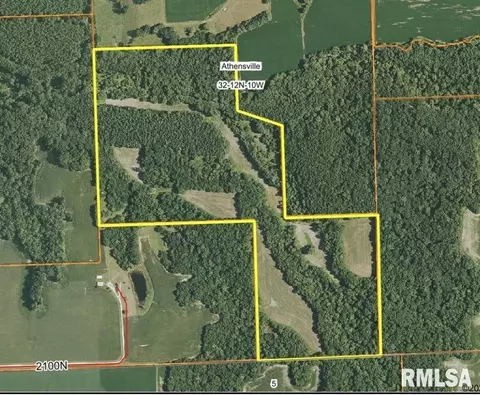 2100 North Rd, White Hall, IL 62092
