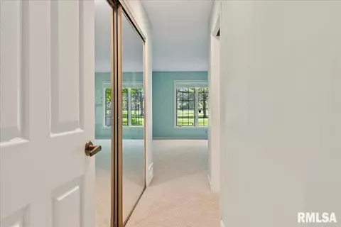 Entry Way - 16 Turnberry Pl, Springfield, IL 62704 photo 2 of 2