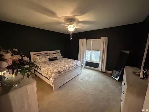 2108 Dubsdread Dr, Springfield, IL 62711 photo 17