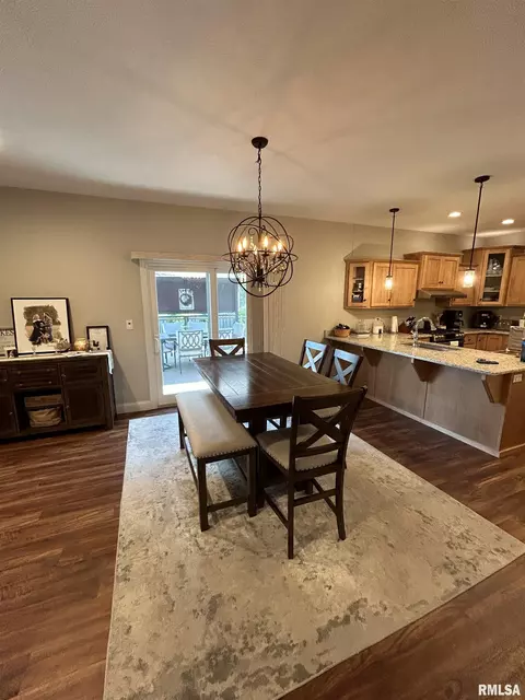 2108 Dubsdread Dr, Springfield, IL 62711 photo 6
