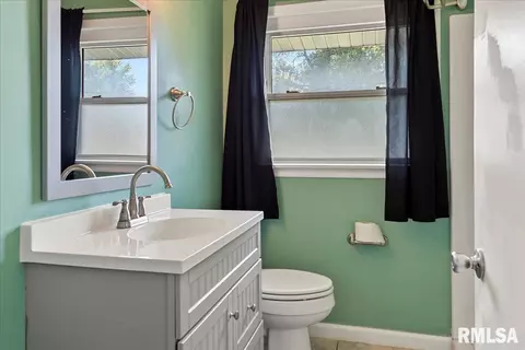 1706 E Pickett St, Springfield, IL 62703 photo 17