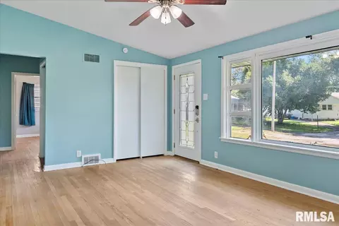 1706 E Pickett St, Springfield, IL 62703 photo 6