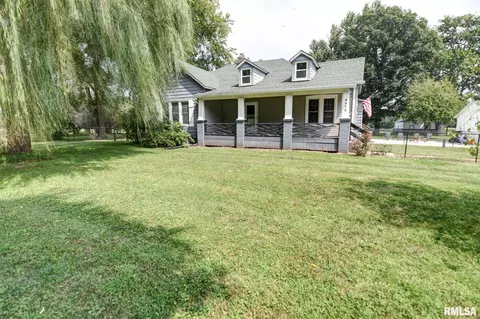 6072 Iron Bridge Rd, Chatham, IL 62629