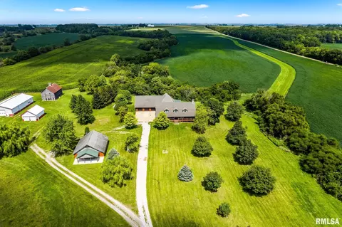 24878 E 800 North Rd, Le Roy, IL 61752