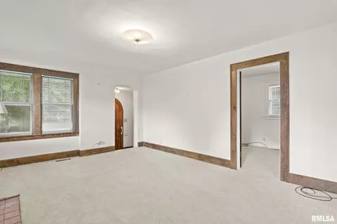1904 S Whittier Ave, Springfield, IL 62704 photo 11