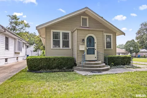 1904 S Whittier Ave, Springfield, IL 62704 photo 2