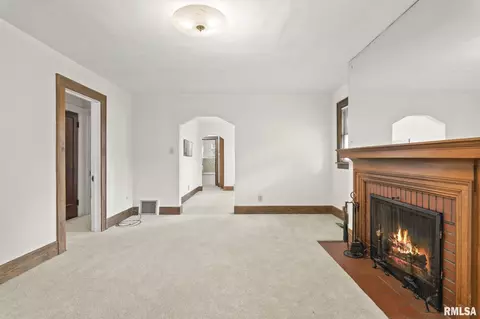 1904 S Whittier Ave, Springfield, IL 62704 photo 7