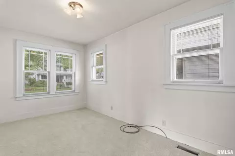 1904 S Whittier Ave, Springfield, IL 62704 photo 17