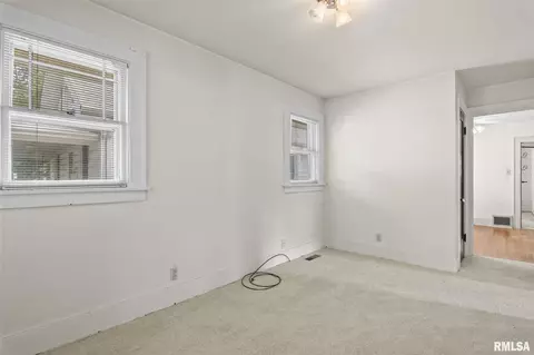 1904 S Whittier Ave, Springfield, IL 62704 photo 18