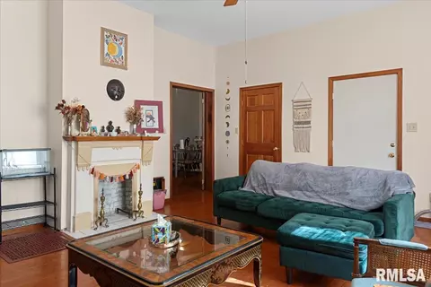 506 S Walnut St, Springfield, IL 62704 photo 6