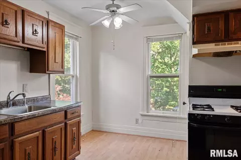 506 S Walnut St, Springfield, IL 62704 photo 22