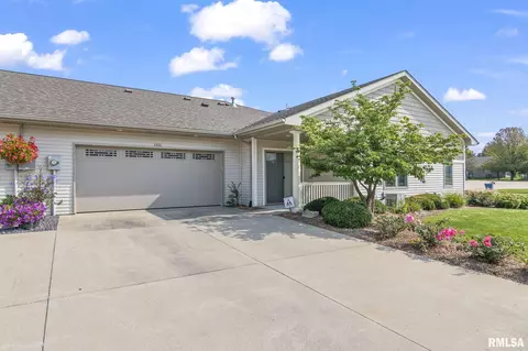 Exterior - 3401 Pinyon Dr, Springfield, IL 62711 photo 1 of 3