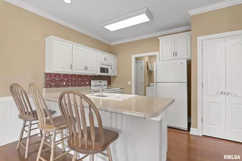 Kitchen - 3401 Pinyon Dr, Springfield, IL 62711 photo 1 of 3