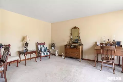 2413 Silver Mill Ct, Springfield, IL 62704 photo 13