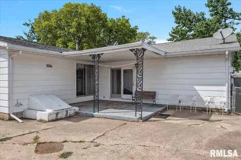2112 Faringdon Rd, Springfield, IL 62702 photo 29