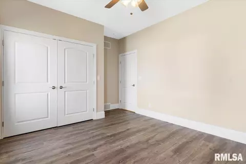 3700 Doe Run Trl, Springfield, IL 62711 photo 5