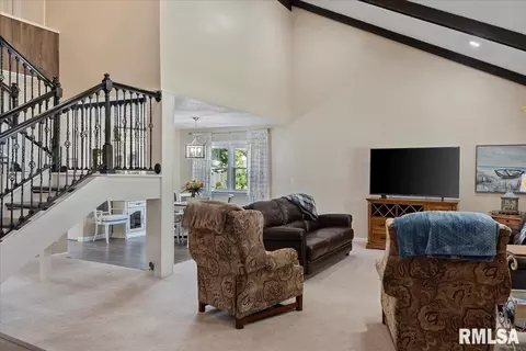 209 Kemmerer St, Assumption, IL 62510 photo 6