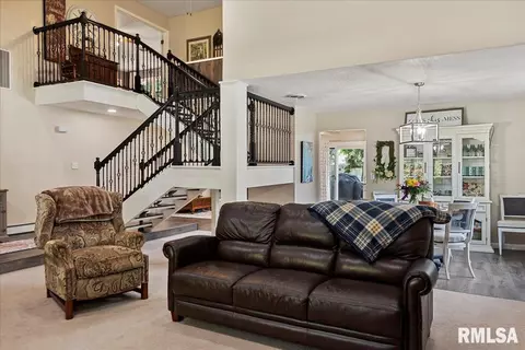 209 Kemmerer St, Assumption, IL 62510 photo 9