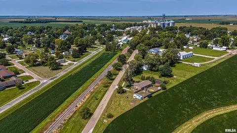 426 Main St, Emden, IL 62635 photo 31