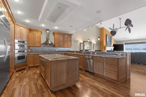 315 Harbor Point Pl, Springfield, IL 62712 photo 12