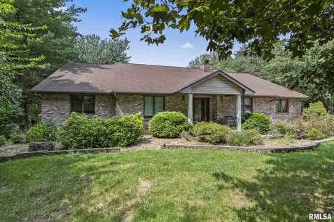 700 Teal Dr, Springfield, IL 62707