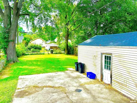 2341 12th St, Springfield, IL 62703 photo 3