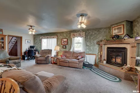 672 N 3000th Ave, Sutter, IL 62373 photo 5