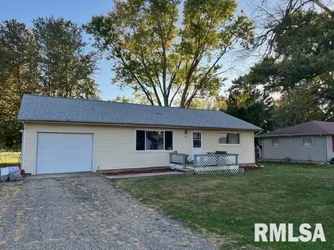 406 W Memorial Dr, Abingdon, IL 61410