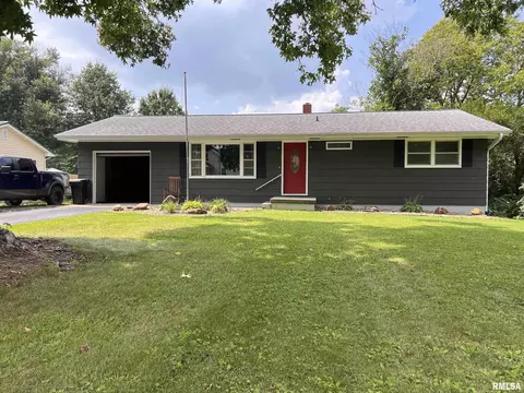 415 S Fulmer St, Nauvoo, IL 62354
