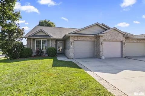 7200 Preston Dr, Springfield, IL 62711 photo 3