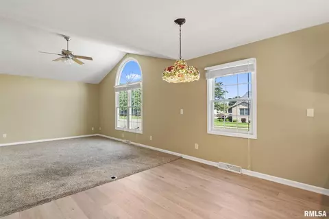 7200 Preston Dr, Springfield, IL 62711 photo 7